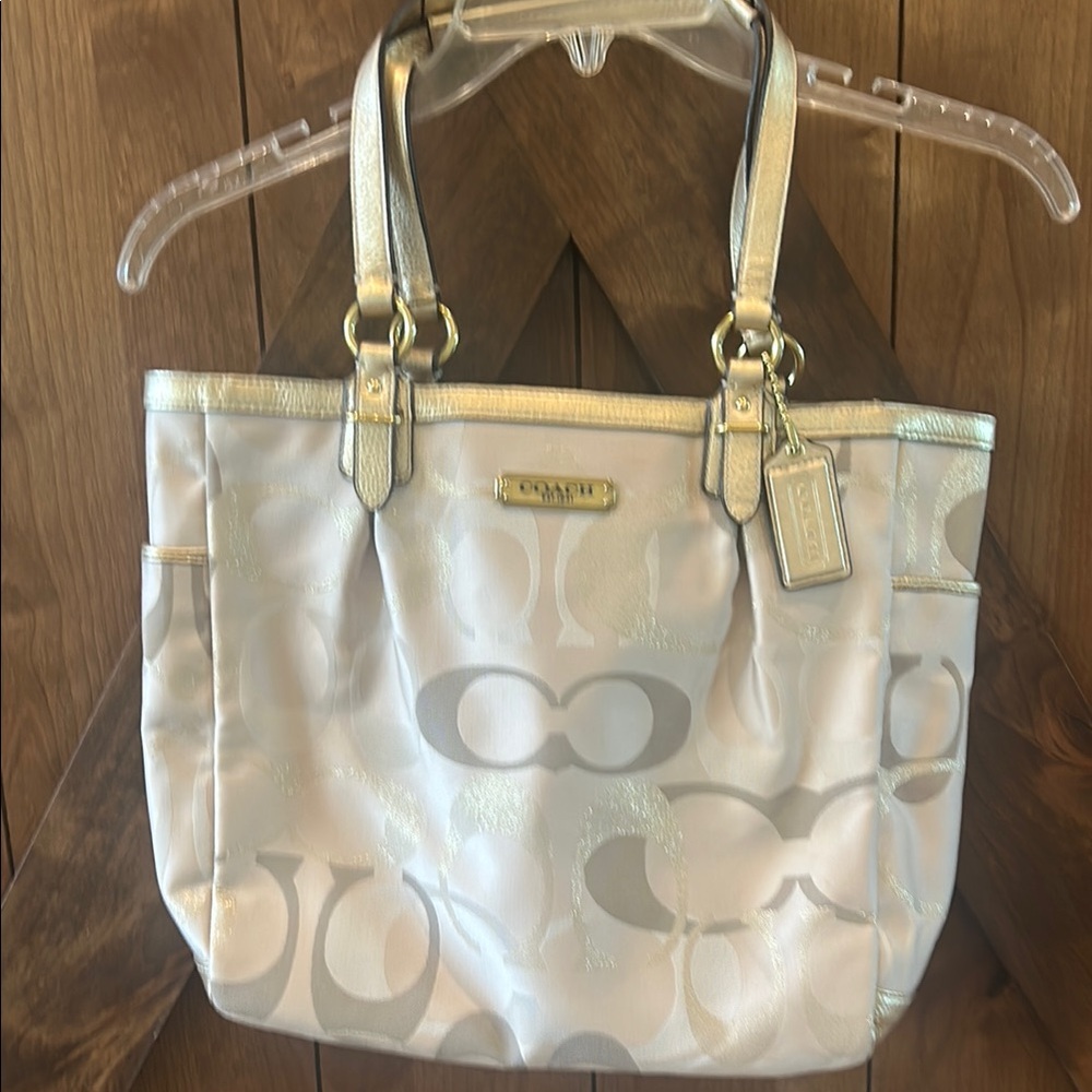Coach Signature Tote Bag - Cream and Gold